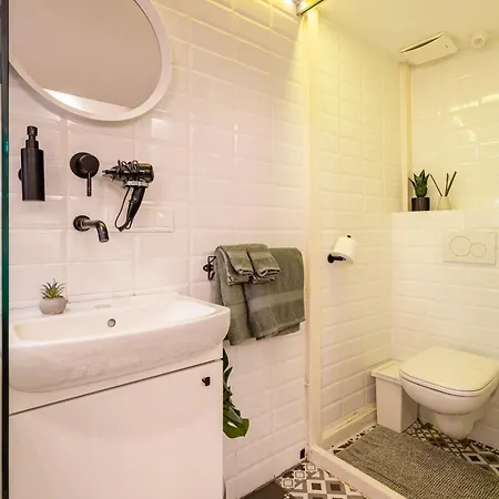 Boutique Apartment *